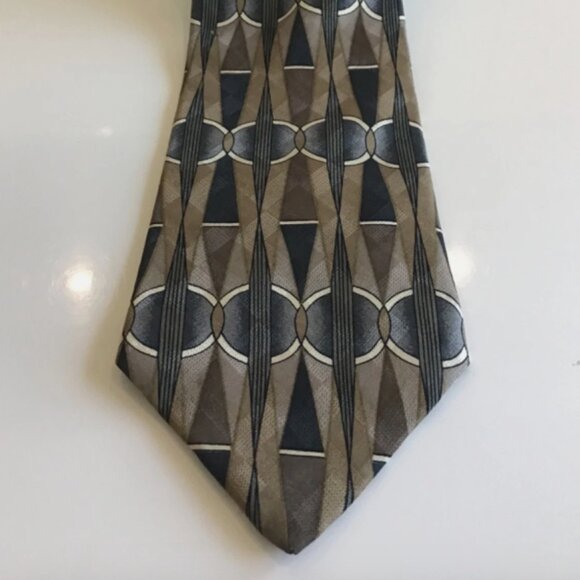 Share Martin Wong Napa Men's Necktie Tie Silk Satin Tan, Gray and white Geometri - Picture 1 of 4